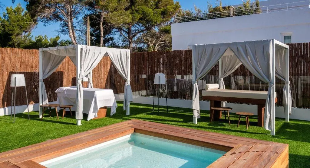 Sports and Entertainment, Barcelo Portinatx, Ibiza
