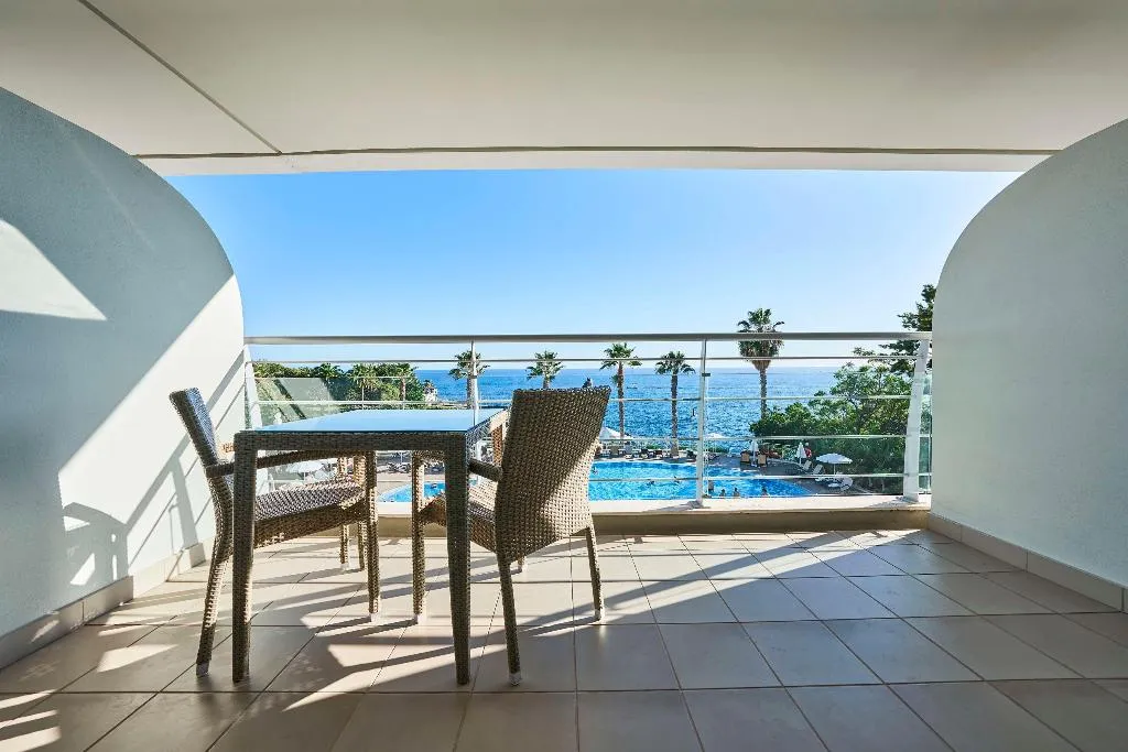DOUBLE SEA VIEW Room, Melia Madeira Mare, Madeira
