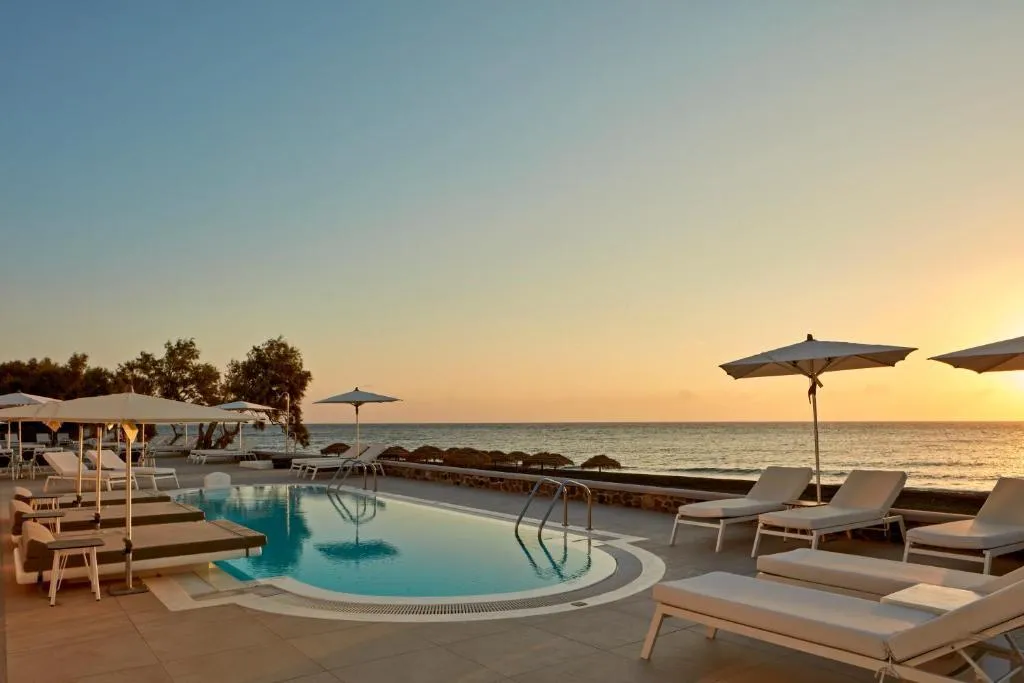 Pool, Costa Grand Resort & Spa, Santorini
