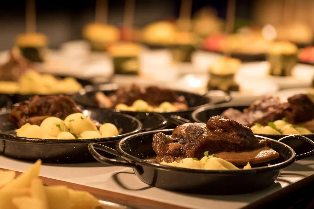 Sports and Entertainment, htop Planamar Hotel, Costa Brava