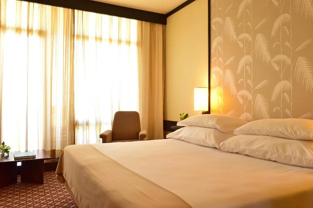 SINGLE CLASSIC Room, Pestana Casino Park Premium Ocean & Spa Hotel, Madeira