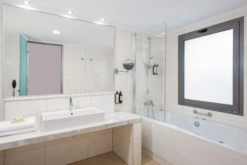 JUNIOR SUITE SEA VIEW WITH PRIVATE POOL Room, Kresten Royal Euphoria Resort, Rhodes