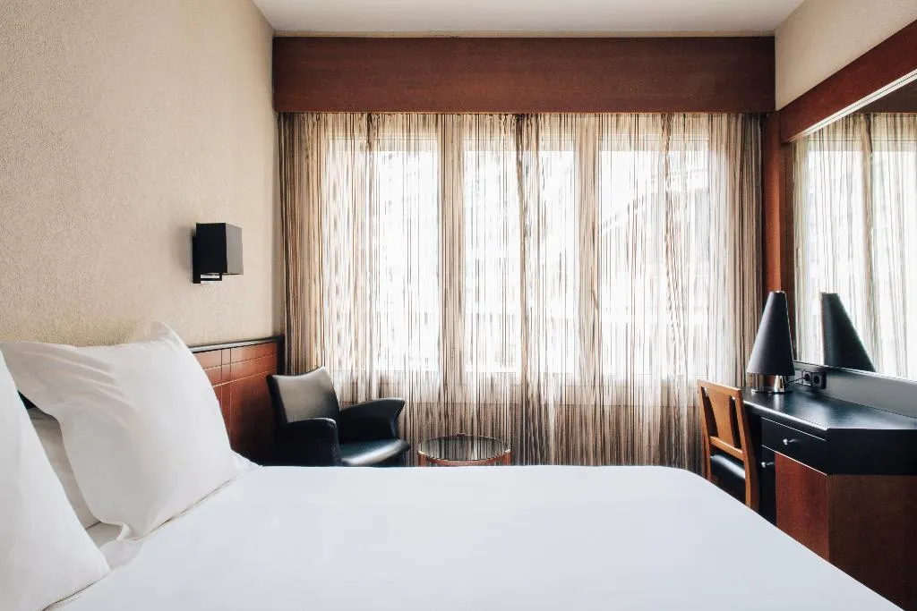 SINGLE STANDARD Room, Hotel Derby, Barcelona