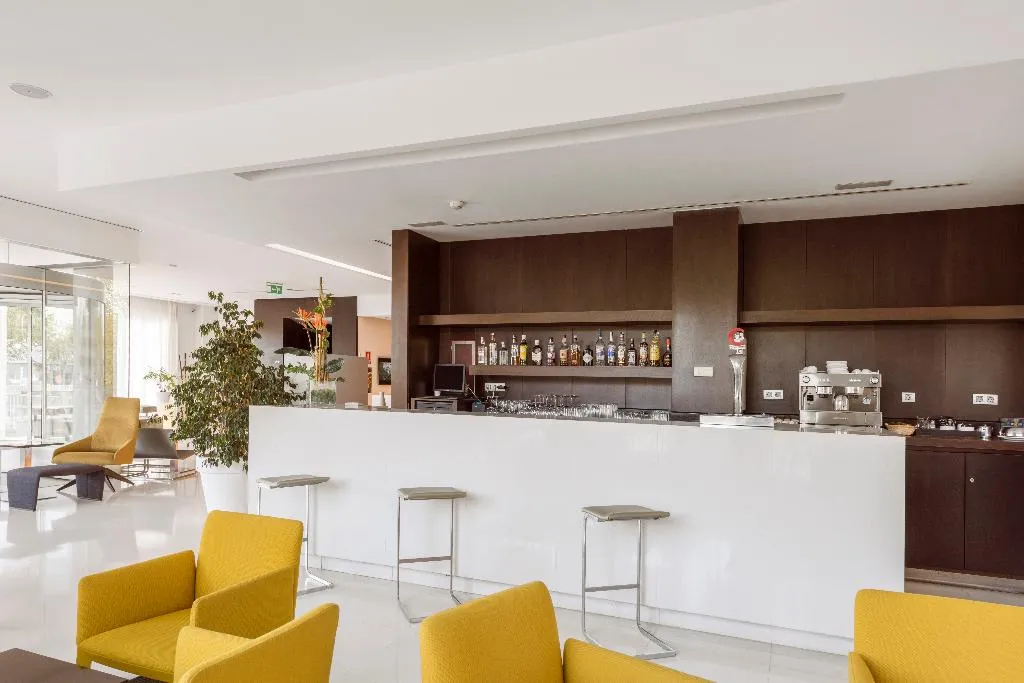 Bar, Exe Puerto de Sagunto, Valencia