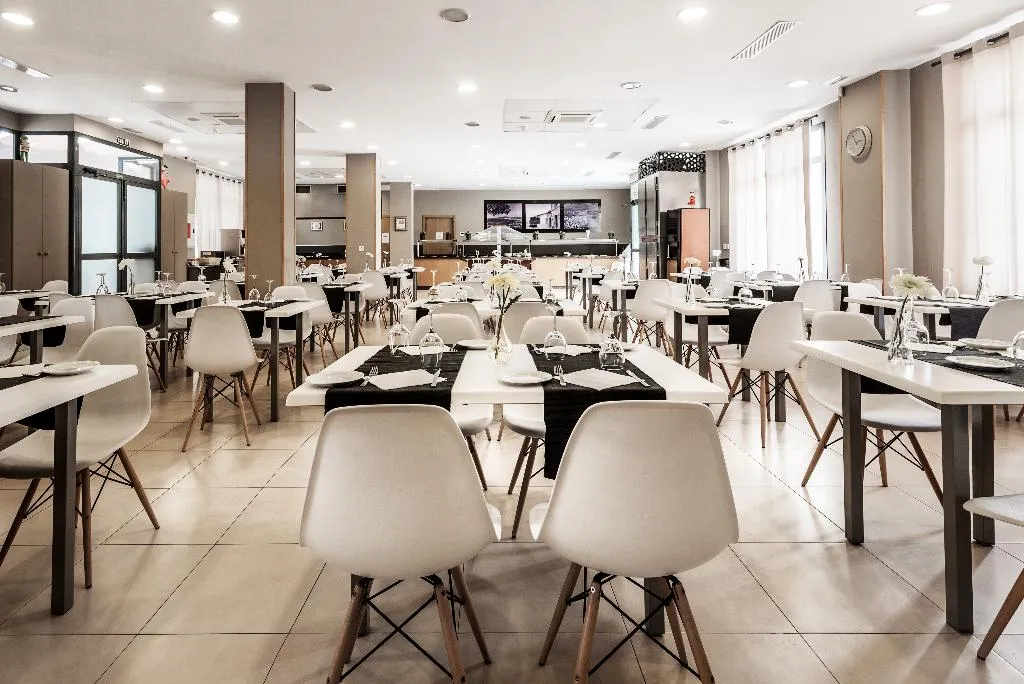Restaurant, Mainare Playa, Costa Del Sol
