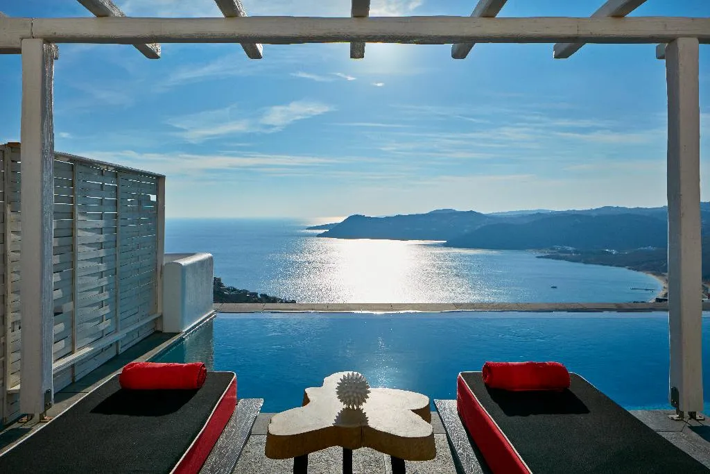 VILLA TWO BEDROOMS WITH PRIVATE POOL Room, Myconian Avaton Resort, Mykonos