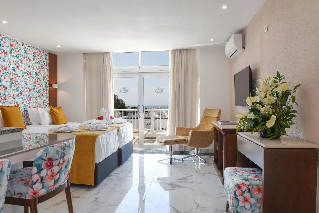 DOUBLE LUXURY Room, Muthu Clube Praia da Oura, Algarve