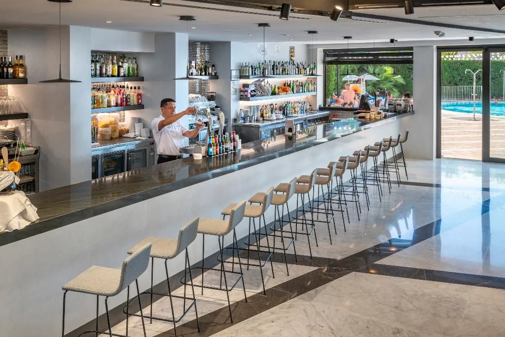 Bar, Olympus Palace, Costa Dorada