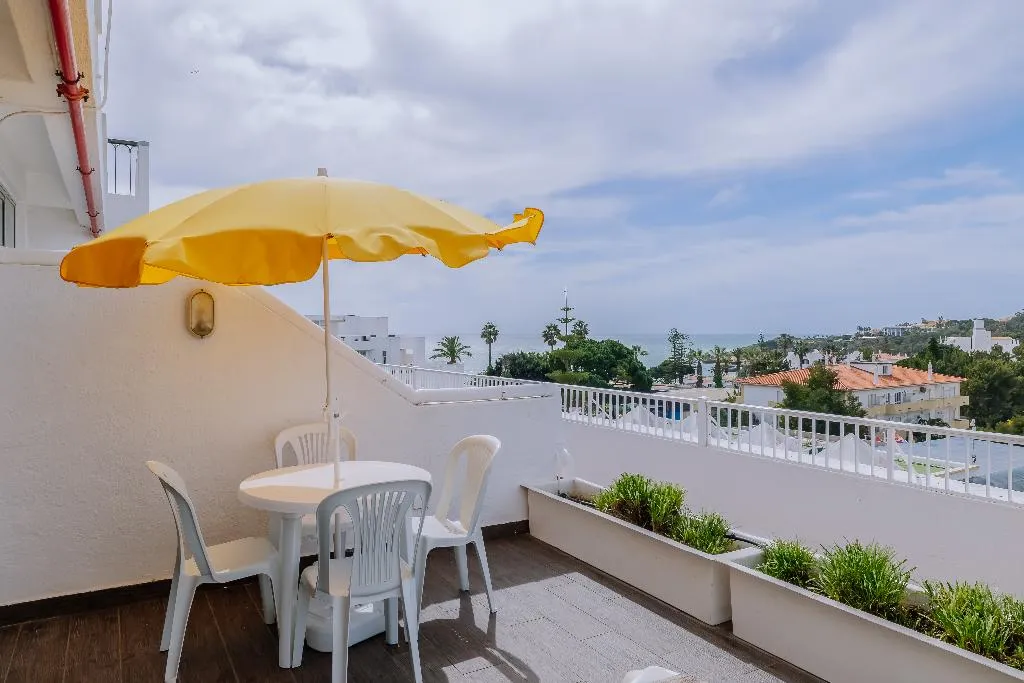 APARTMENT ONE BEDROOM Room, Muthu Clube Praia da Oura, Algarve
