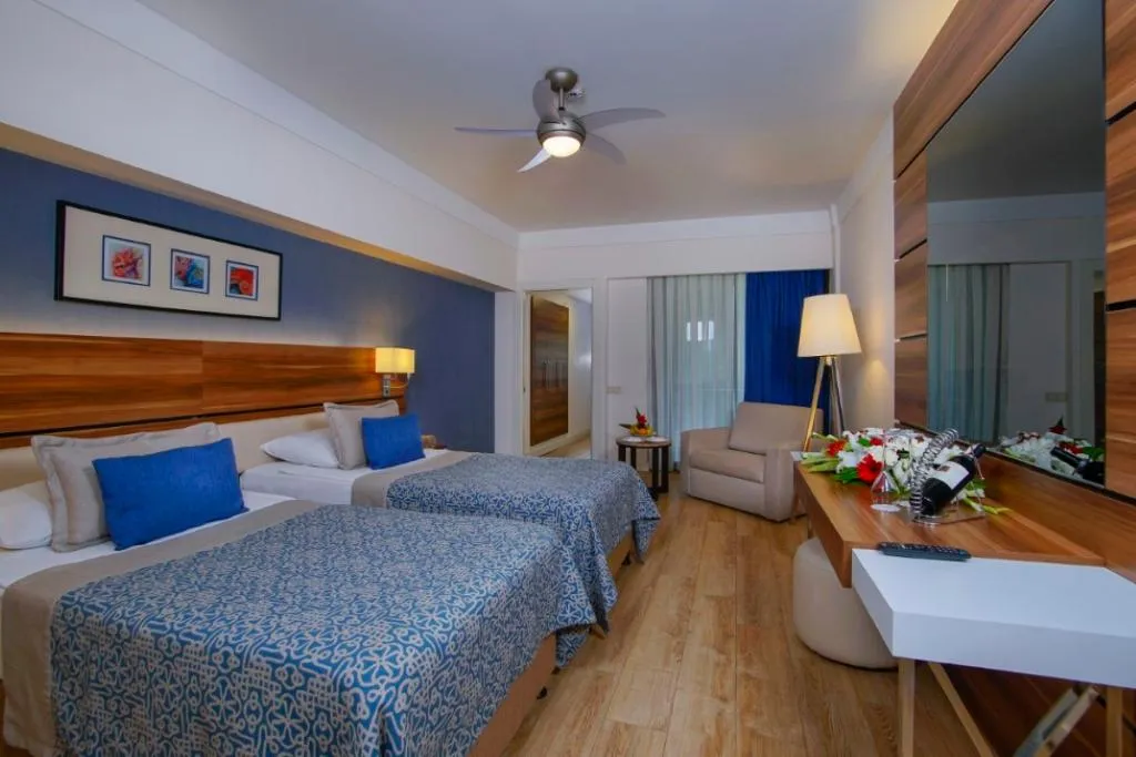 FAMILY ROOM STANDARD Room, Limak Atlantis Deluxe Resort & Hotel, Antalya