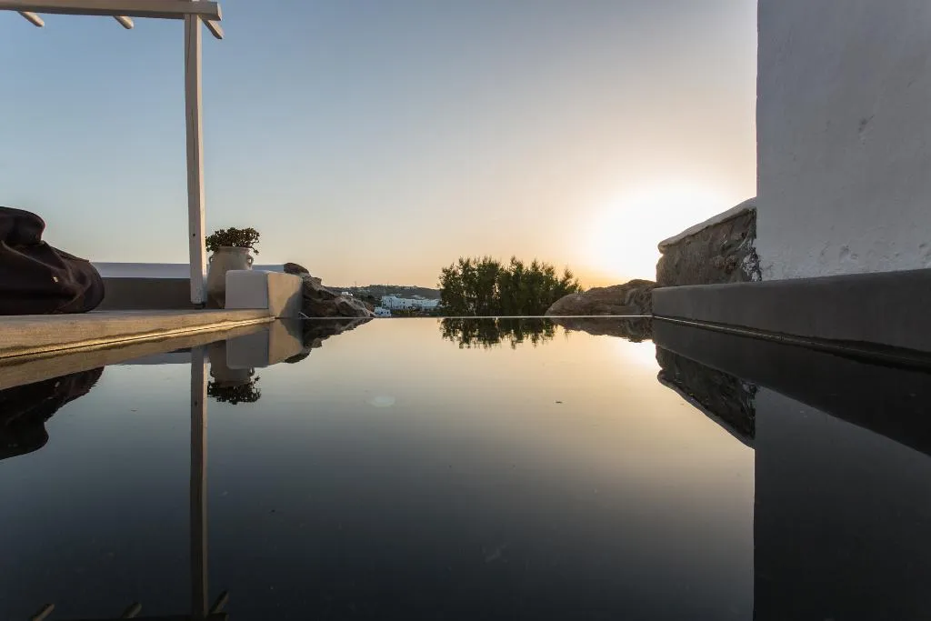 SUITE HONEYMOON Room, Ostraco Suites, Mykonos