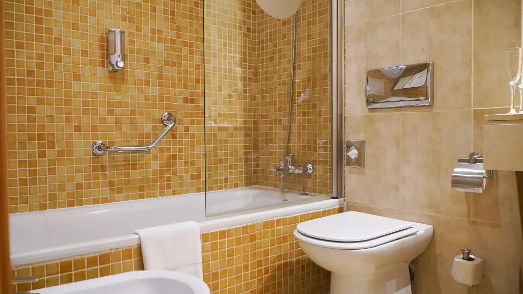 TWIN STANDARD Room, Vertice Sevilla, Seville