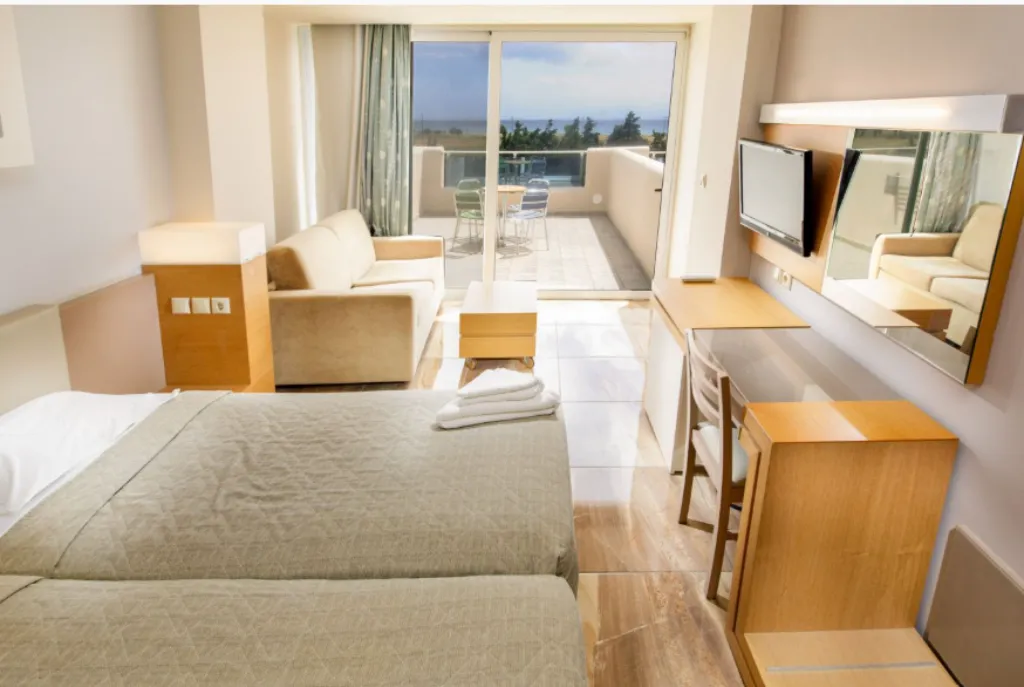 QUADRUPLE SEA VIEW Room, Sovereign Beach Hotel, Kos