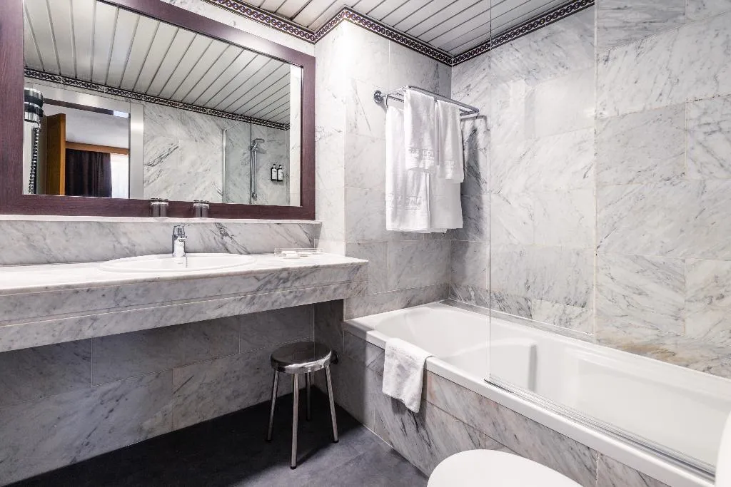 Double or Twin STANDARD Room, Catalonia Oro Negro Hotel, Tenerife