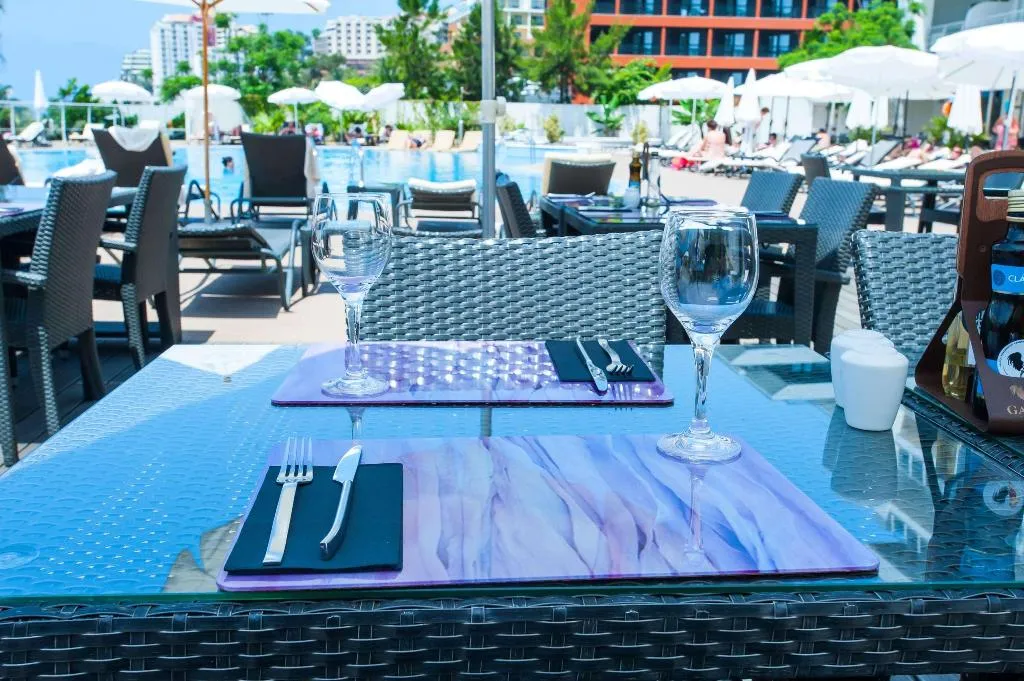 Restaurant, Melia Madeira Mare, Madeira
