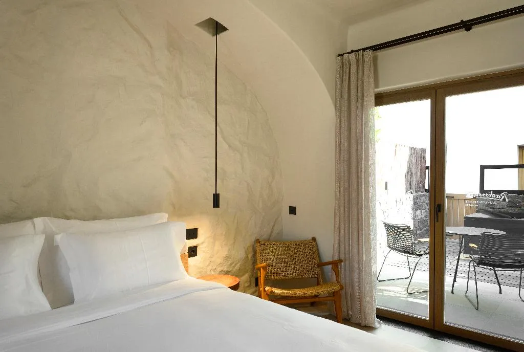 Double or Twin PREMIUM Room, Radisson Blu Zaffron Resort, Santorini