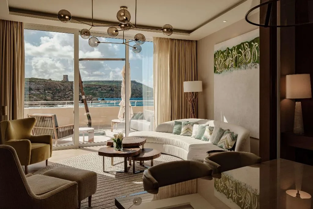 Room, Radisson Blu Resort & Spa Golden Sands, Malta