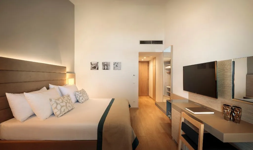 Double or Twin WITH VIEWS Room, Valamar Argosy Hotel, Dubrovnik