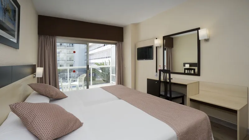 Double or Twin POOL VIEW Room, Sandos Griego, Costa Del Sol