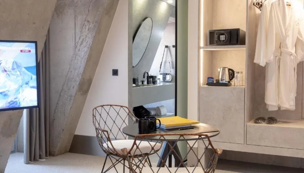 Room, Hotel Caju, Madeira