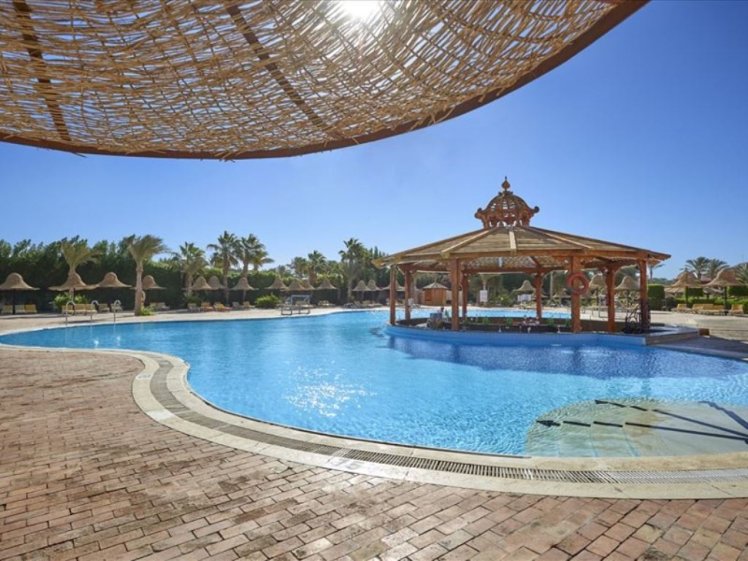 Parrotel Aqua Park Resort, Red Sea Riviera