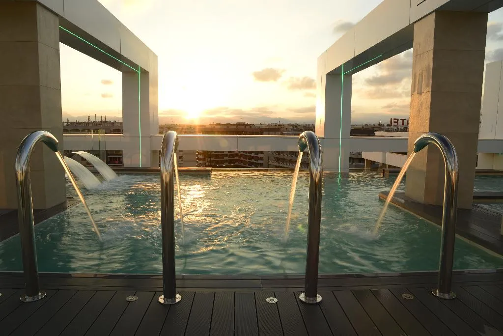 Pool, Olympus Palace, Costa Dorada