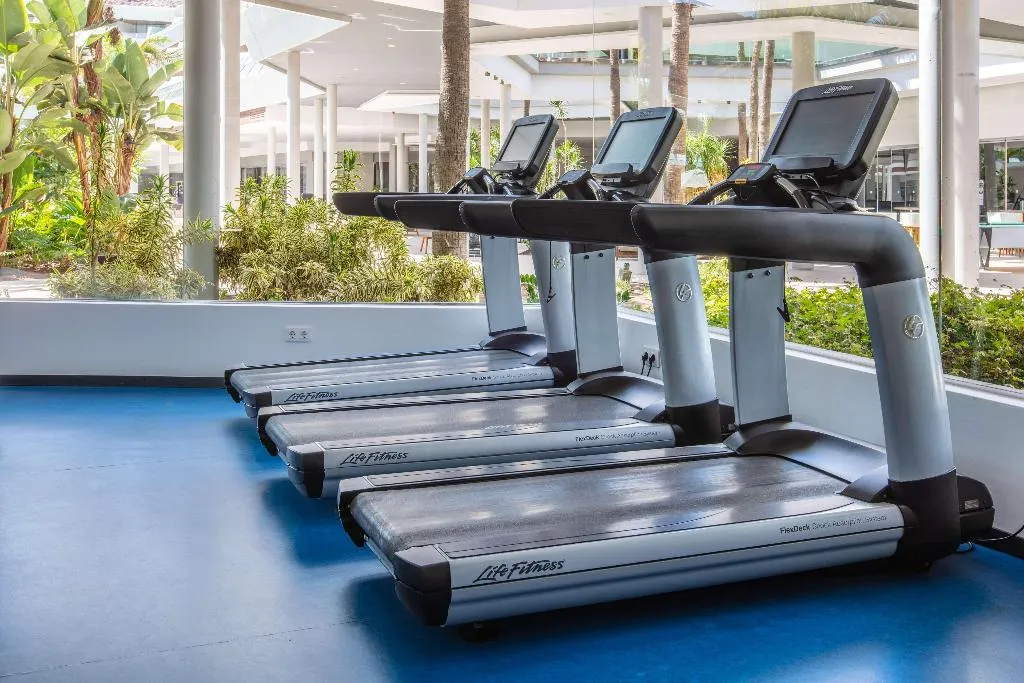 Sports and Entertainment, Radisson Blu Resort & Spa Gran Canaria Mogan, Gran Canaria