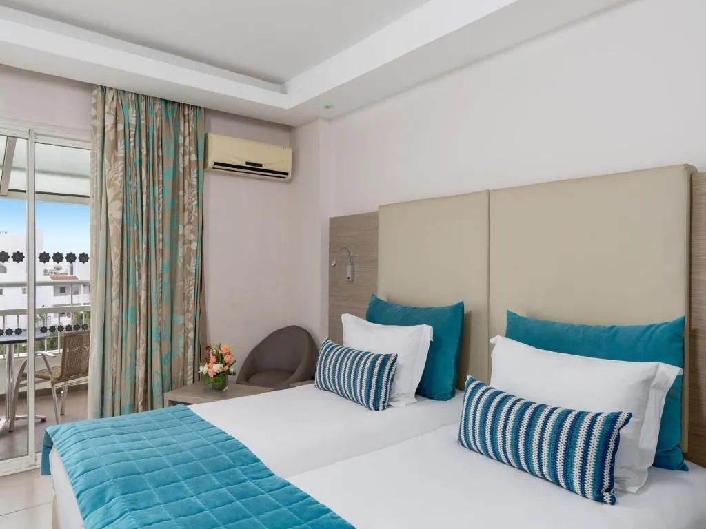 TRIPLE PARTIAL OCEAN VIEW Room, Amadil Ocean Club, Agadir
